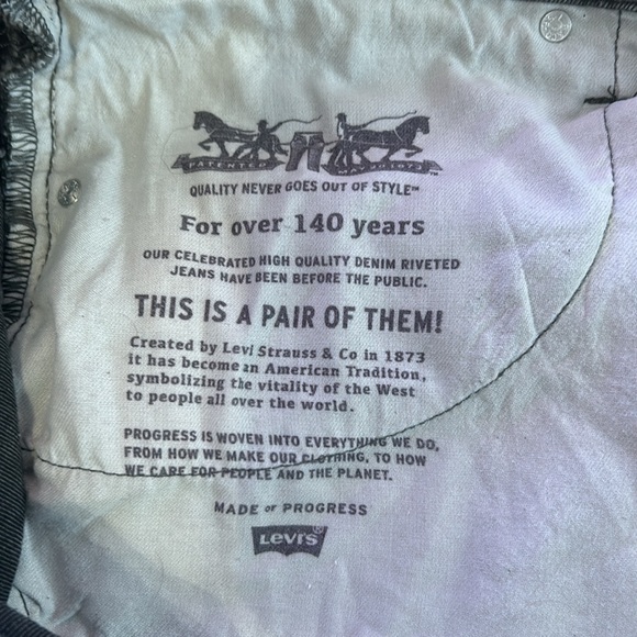 Levi Jeans - Picture 4 of 7